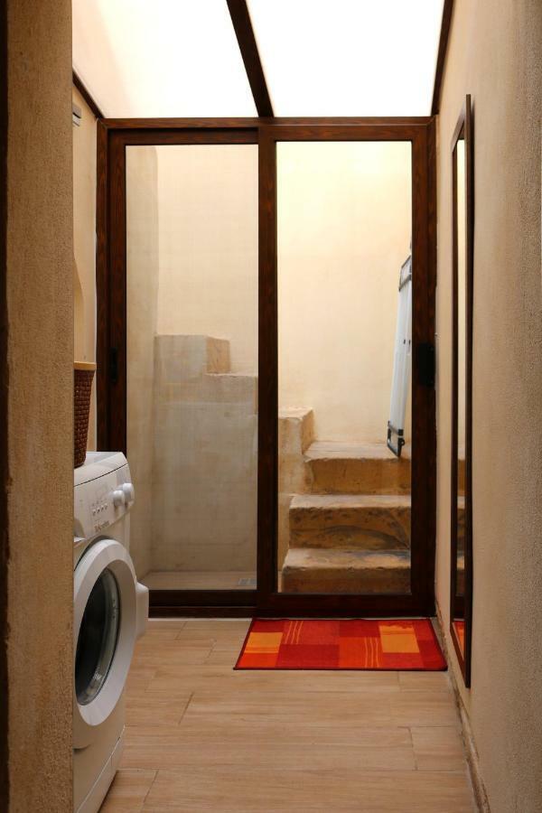 Villa 5 Minute Walk From Malta Airport Gudja Exterior foto