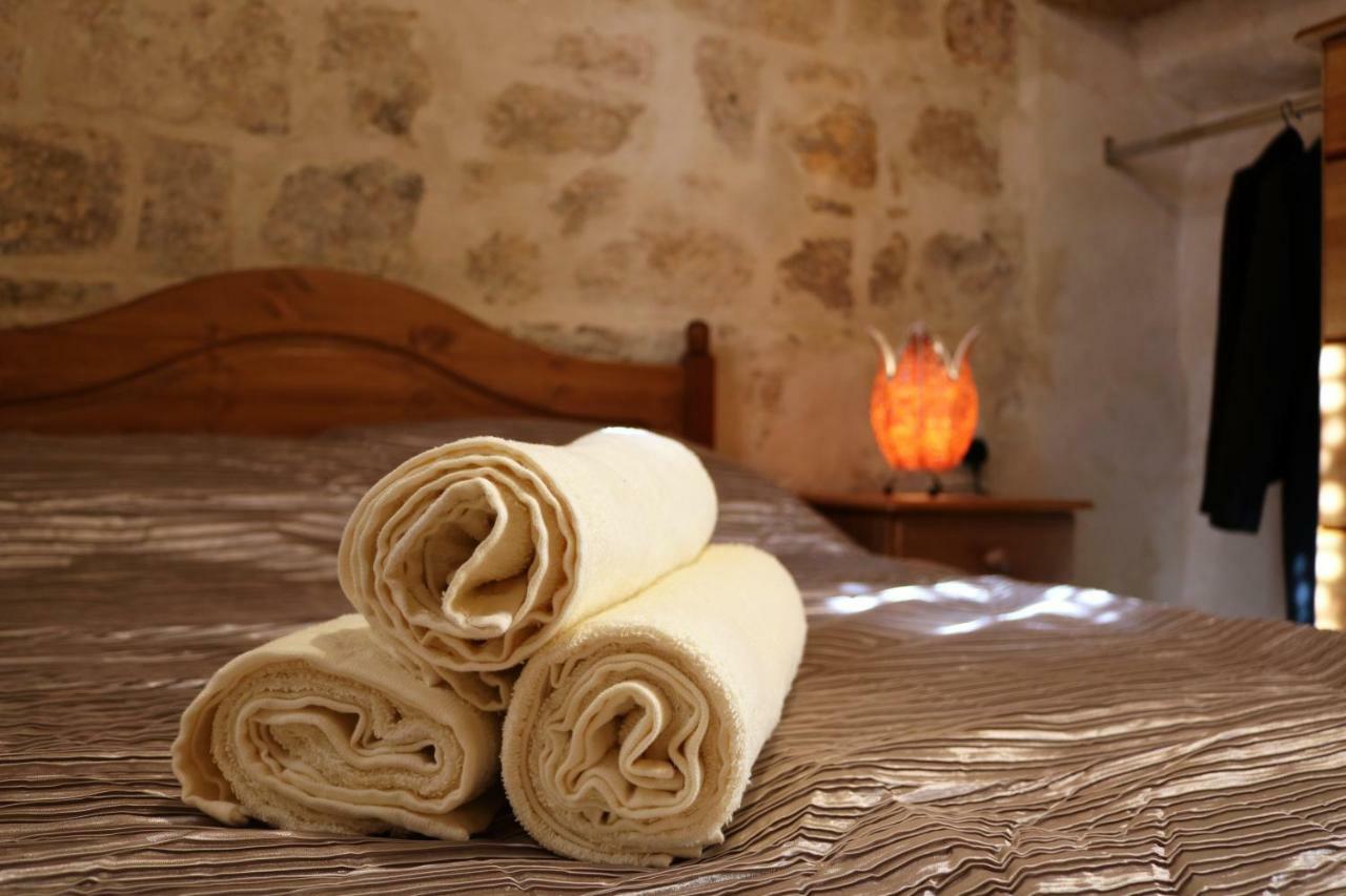 Villa 5 Minute Walk From Malta Airport Gudja Exterior foto